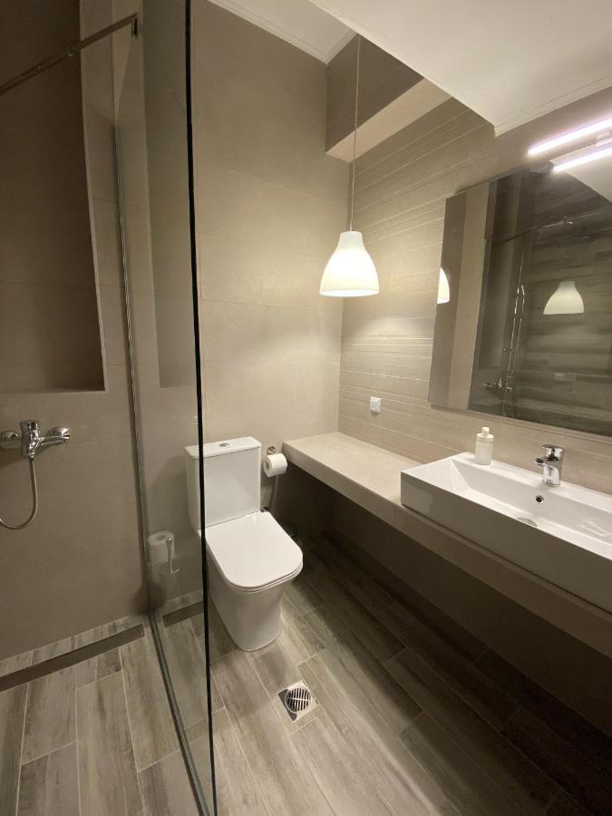Hellen'S Apartments Офринио Экстерьер фото