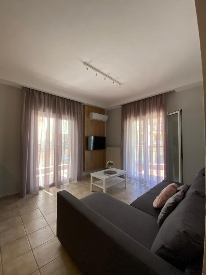 Hellen'S Apartments Офринио Экстерьер фото