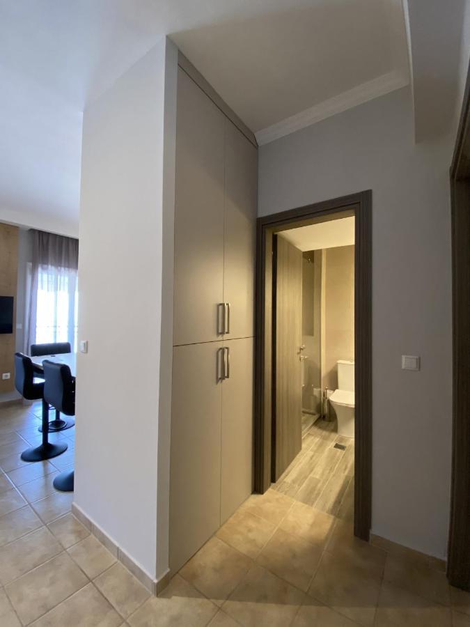 Hellen'S Apartments Офринио Экстерьер фото
