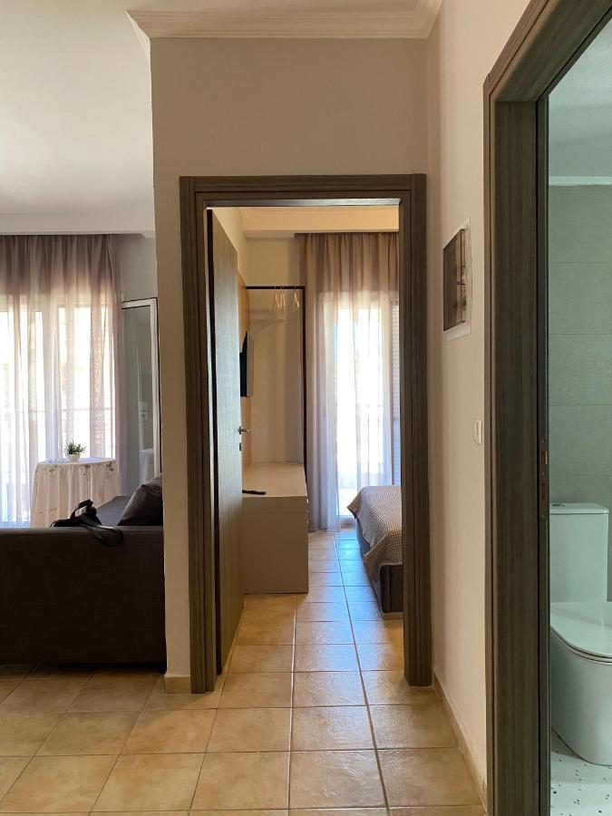Hellen'S Apartments Офринио Экстерьер фото